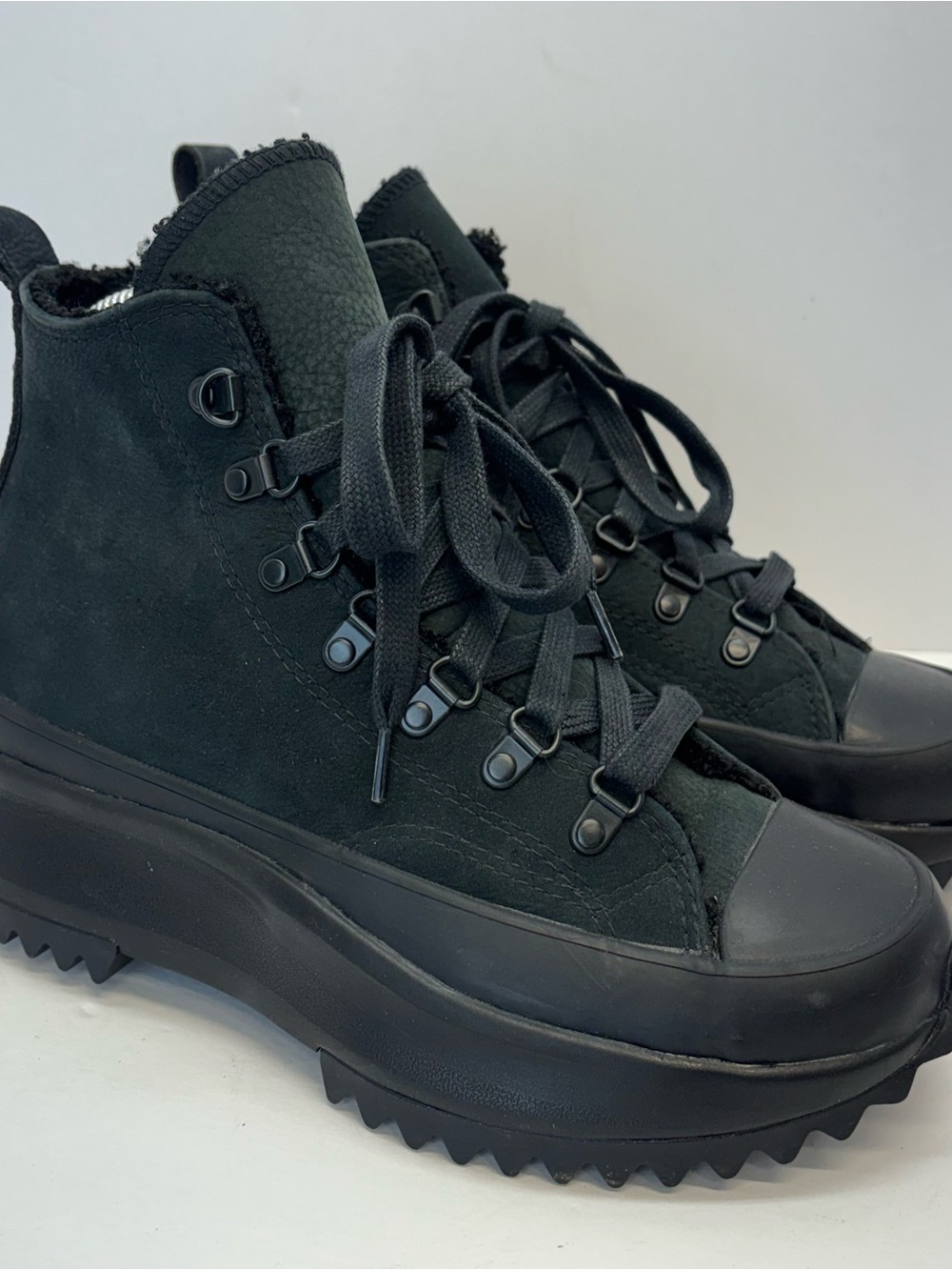Converse Run Star Hike High Triple Black Sherpa Leather Platform Shoes W 6.5/M 5